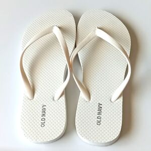 Old Navy White Flip-flops